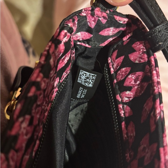 Michael Kors Jet Set Floral Crossbody Pink Black Gold Hardware - Picture 5 of 6